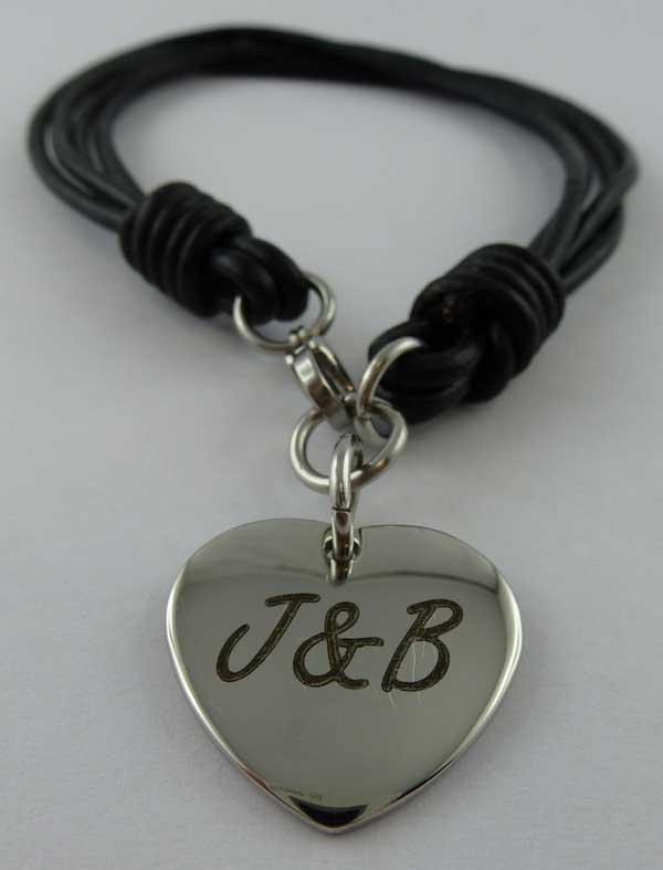 Lederarmband mit Herz inkl. Gravur