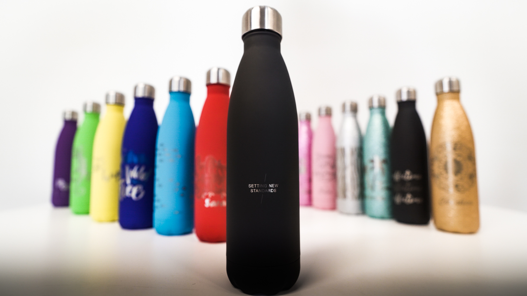 Trinkflasche -verschiedene Farben-